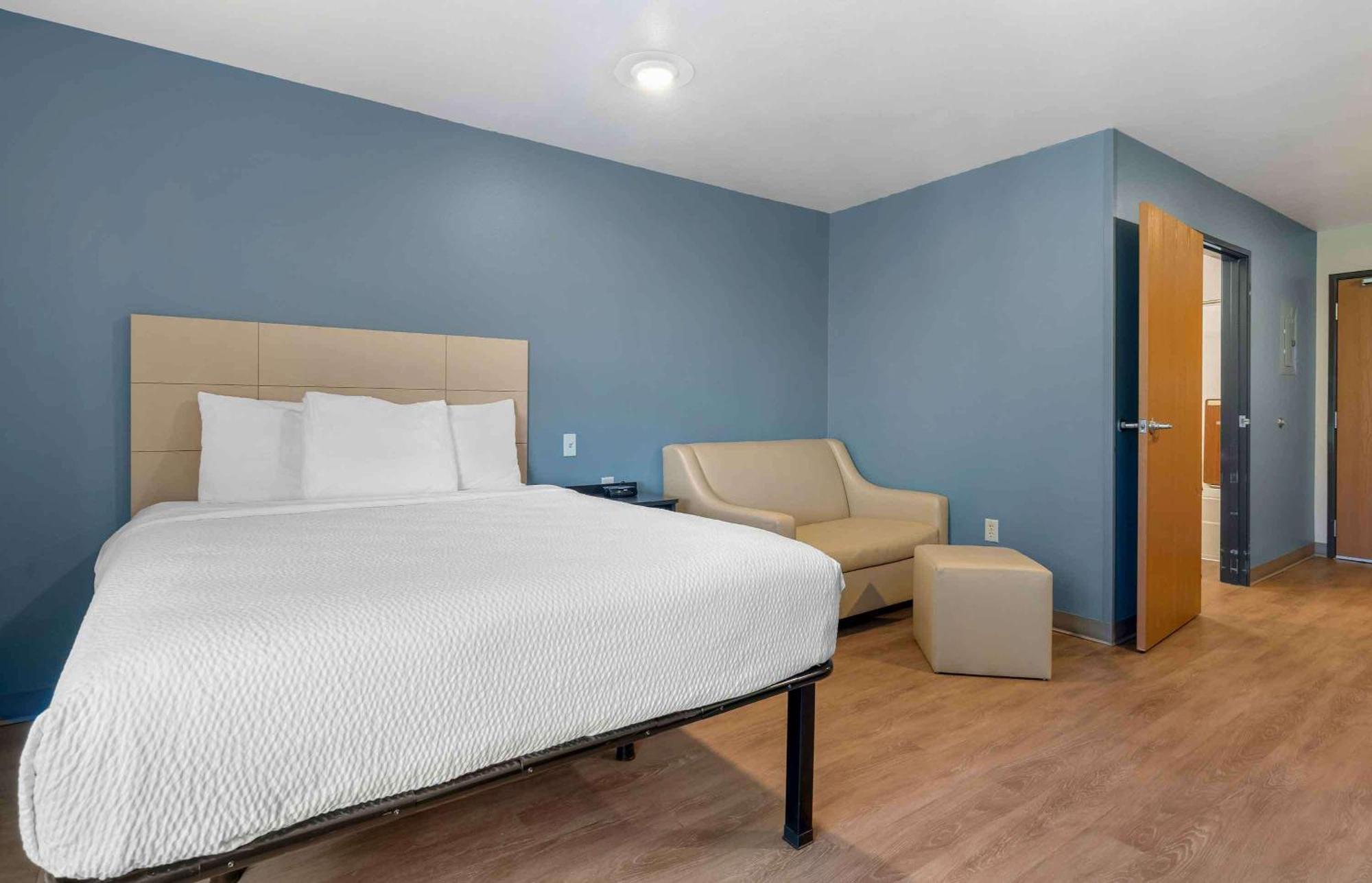 Extended Stay America Select Suites - Orlando - South Экстерьер фото